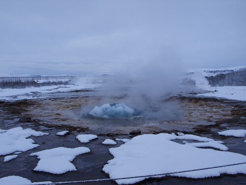 Frame 1 from the eruption of Strokkur.