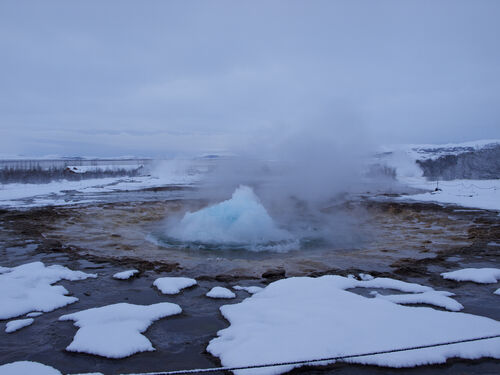 Frame 2 from the eruption of Strokkur.