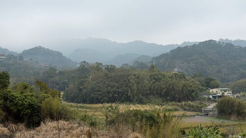 Landscape as we climb to Sanyi
