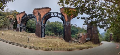 Longteng Bridge Piers remains