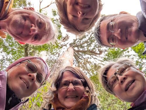 Bill's idea of a group photo.  Love it!