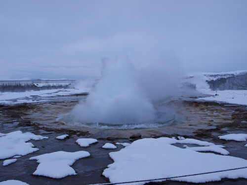 Frame 3 from the eruption of Strokkur.