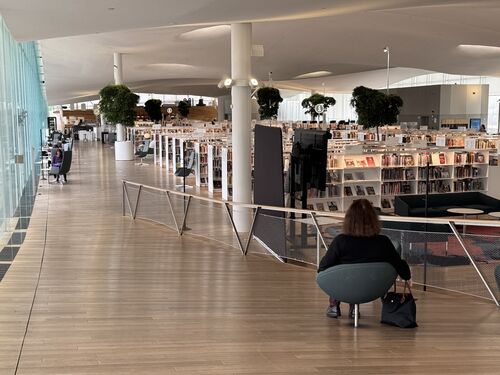 Oodi: sloping reading areas