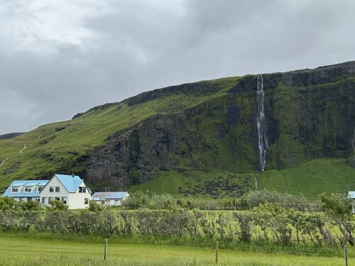 Paradise Cave Hostel