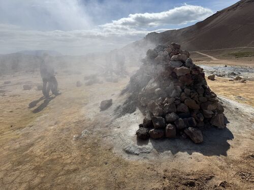 Spewing steam in Hverir