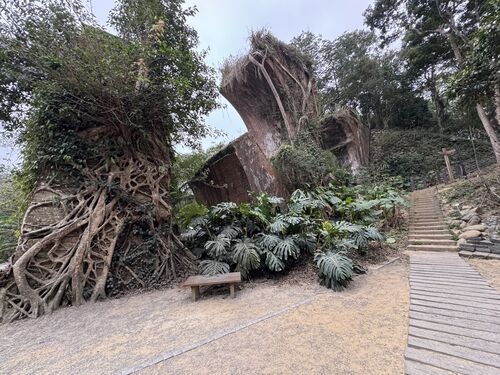 Longteng Bridge pier remains